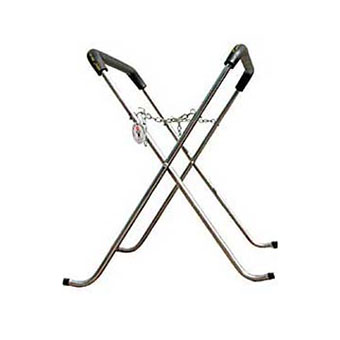 PANEL STAND - CURVED LEG WITH CHAIN 